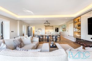 Photo 26- click for photo gallery